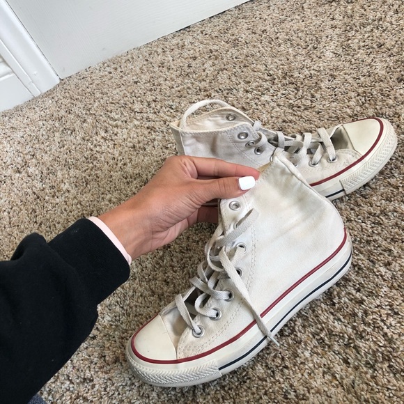 Converse - Picture 2 of 6